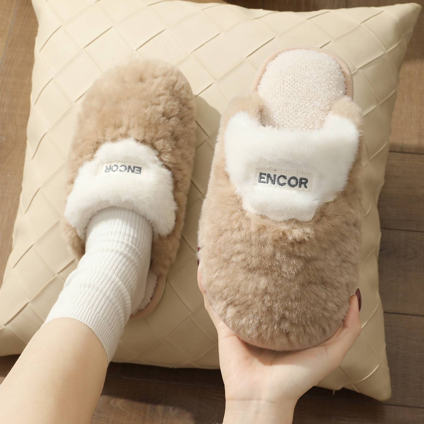 Winter Warm Plush Slippers Wom - Eco Sponge ulasan dan harga